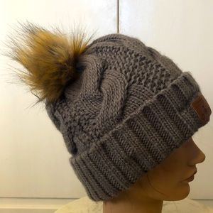 TENERGY Bluetooth warm cable knitted BEANIE